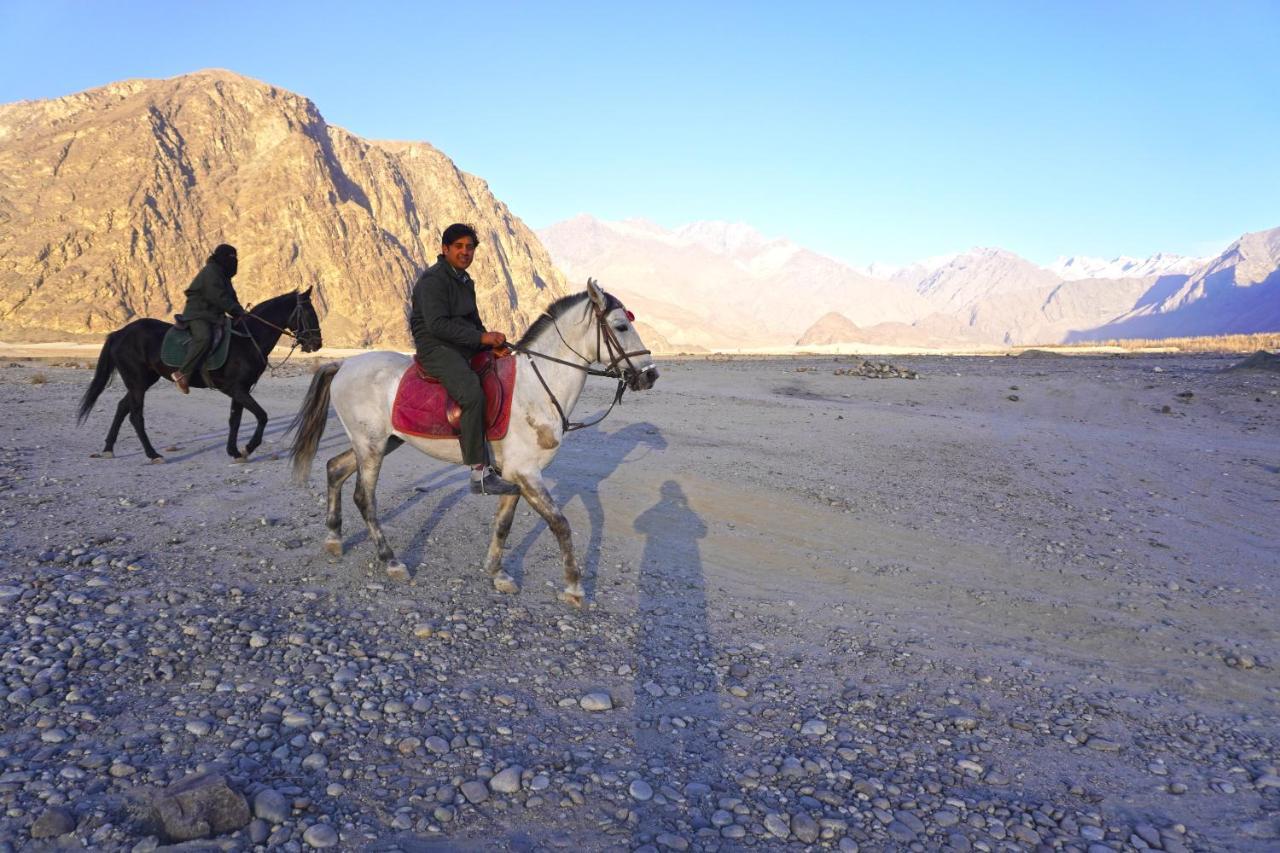 Hotel Mountain Lodge Skardu Eksteriør bilde