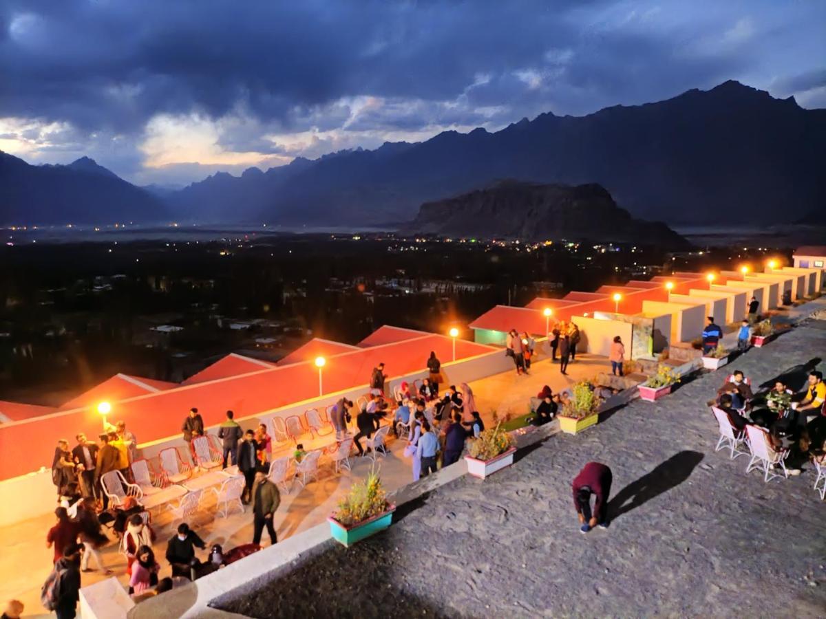 Hotel Mountain Lodge Skardu Eksteriør bilde