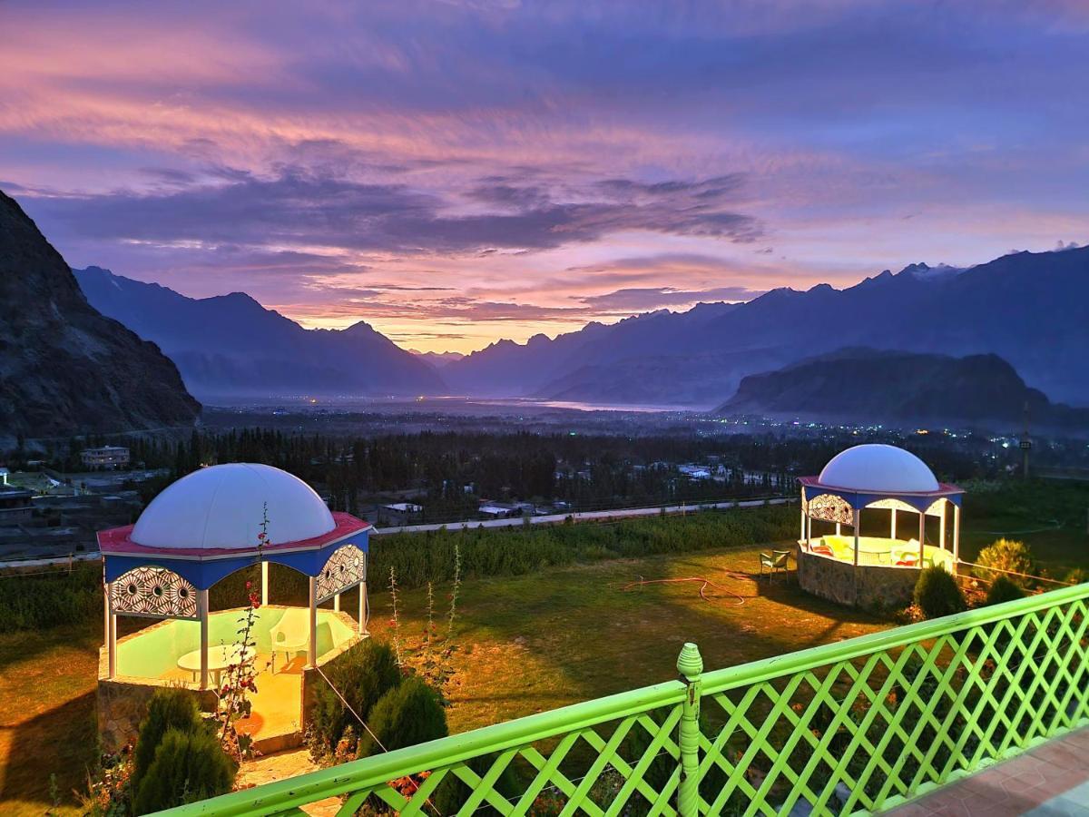 Hotel Mountain Lodge Skardu Eksteriør bilde